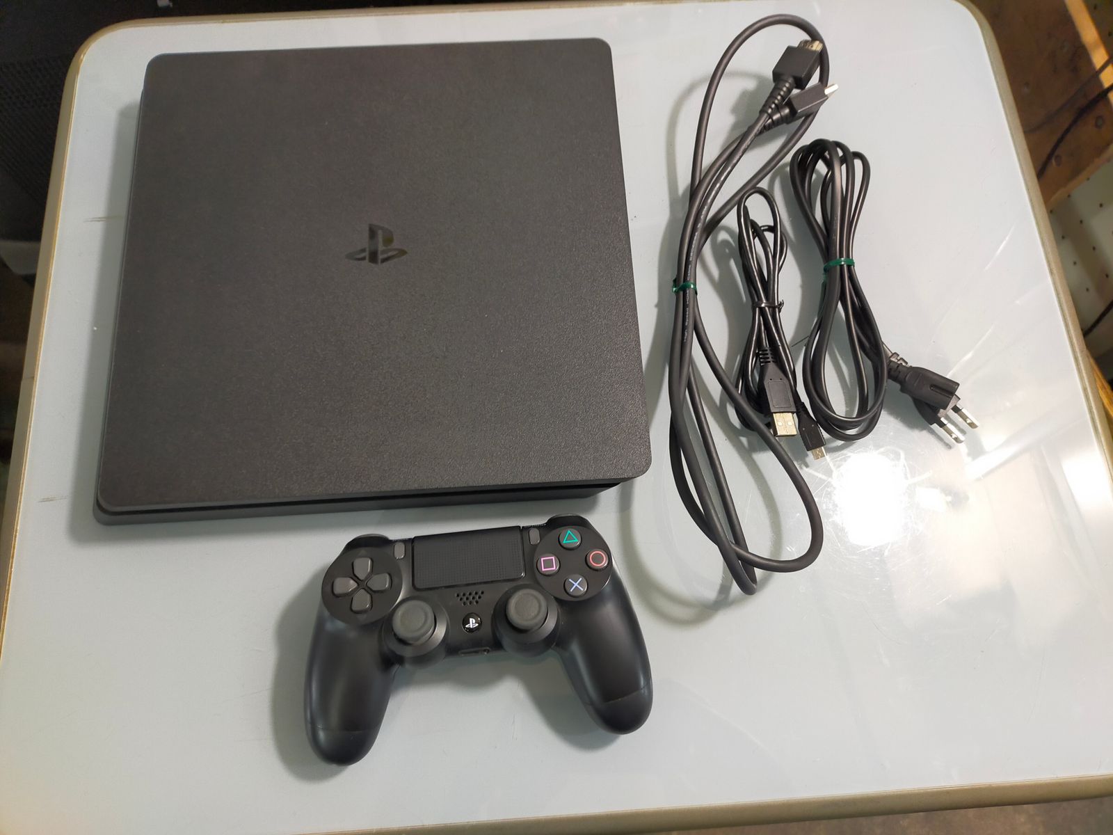 PlayStation 4 SONY 500GB CUH-2200AB01