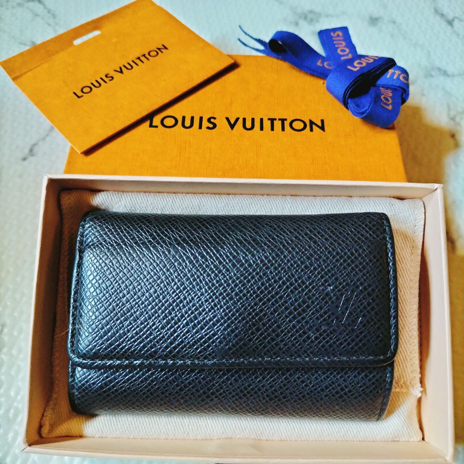 LOUIS VUITTON 6連キーケース タイガ ミュルティクレ6 ノワール-