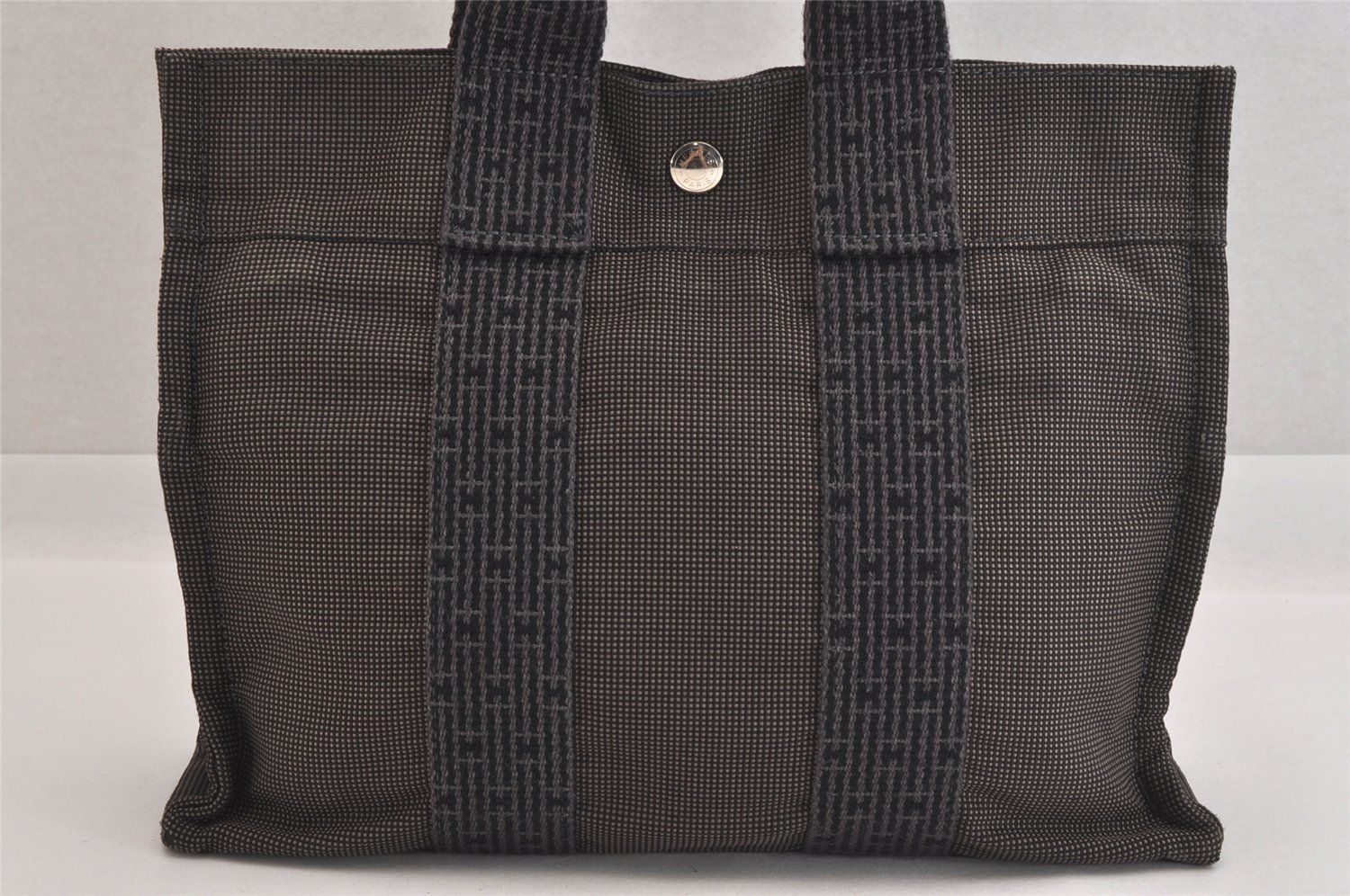 茶道具】大徳寺 後藤瑞巌和尚筆『雲無心出岫』一行 茶掛 掛軸 軸