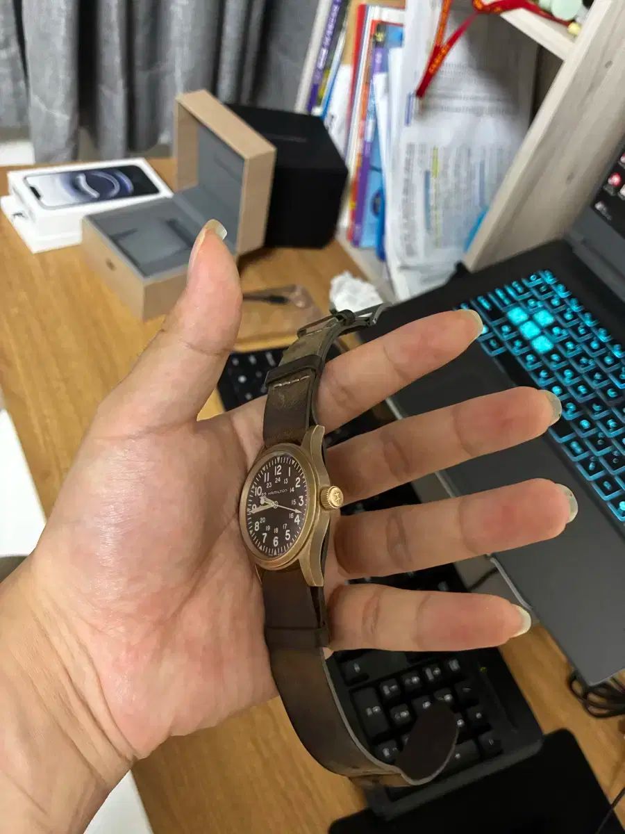 レジェンドダイバー 時計 100 1万ウォンへ