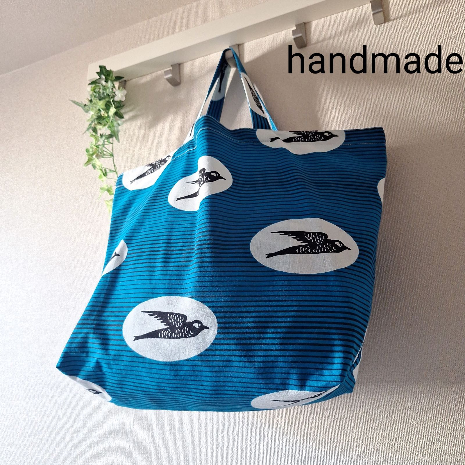 アフリカ布 アフリカンプリント ハンドメイド トートバッグ さくらんぼ 大きめ アフリカ布のランチトート｜アフリカンプリント ⁄ ランチバッグ ⁄ お