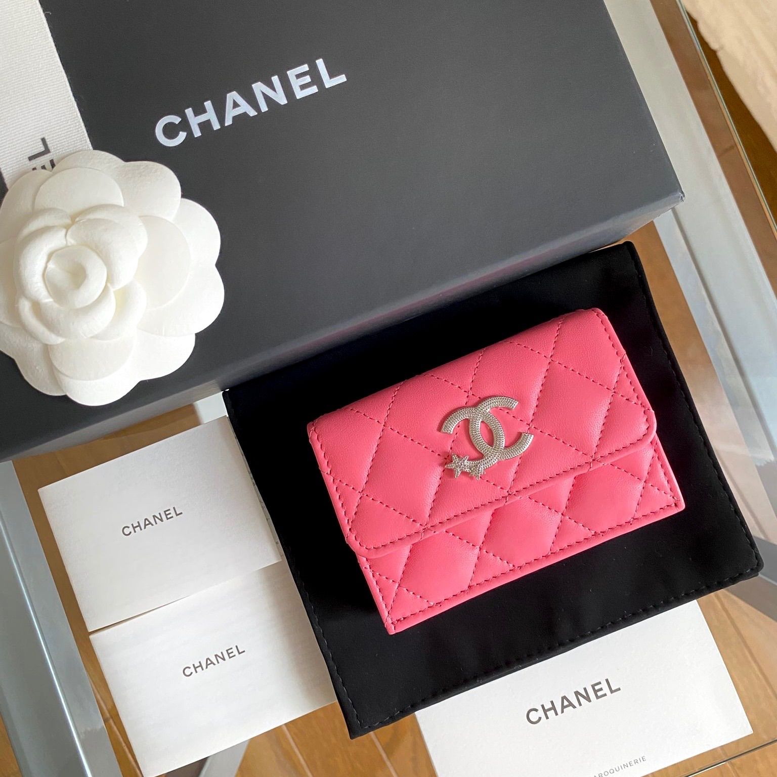 新品・未使用】CHANEL スモール フラップ ウォレットラムスキン 財布  