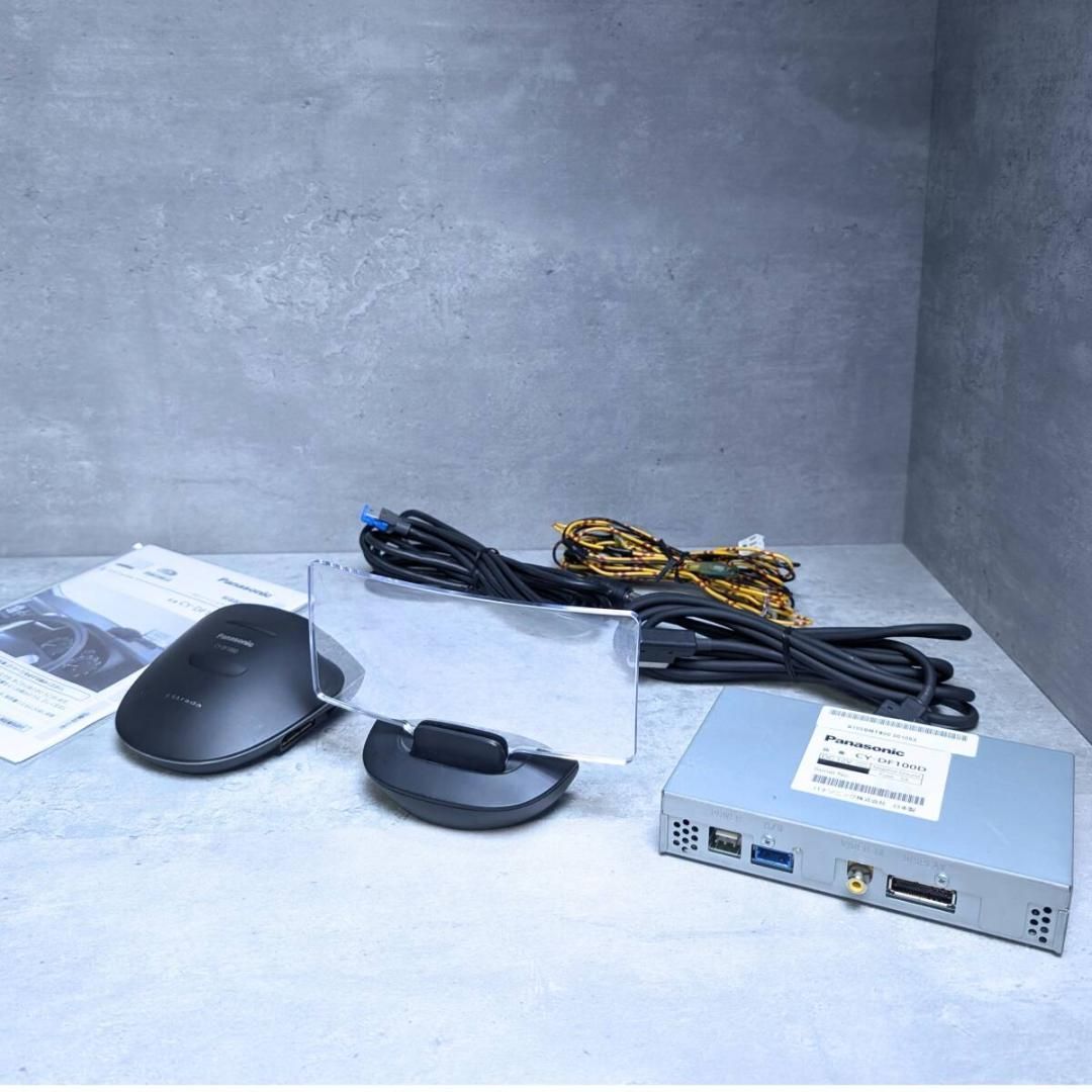 インボ領収書発行可 パナソニック Strada フロントインフォディスプレイ CY-DF100D