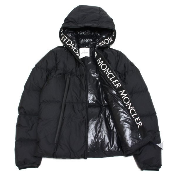 24AWモデル モンクレール MONCLER メンズ MONTCLA ロゴ刺しゅうデザイン ダウンジャケット【ブラック】 1B56900 C0300  999/【2024-25AW】m-outer - メルカリ