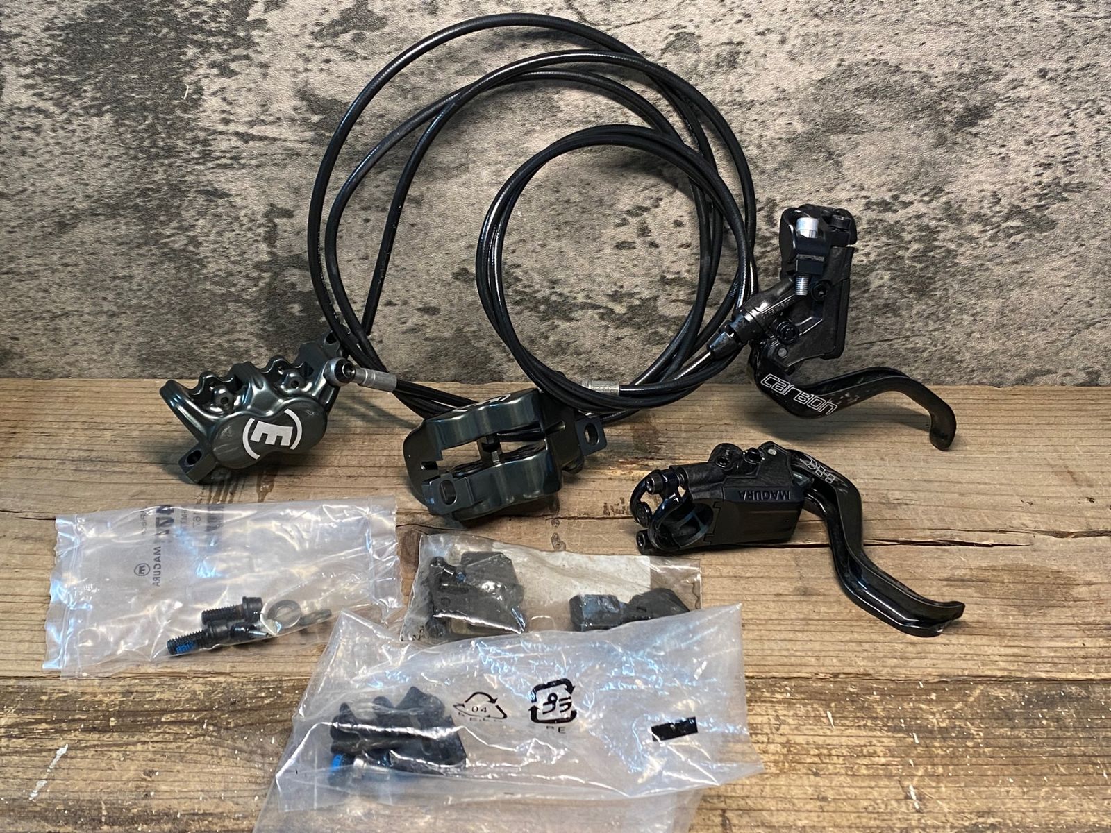 IL740 マグラ MAGURA MT7 ディスクブレーキ レバー キャリパー 前後セット ピストン外側リングタッチアップ