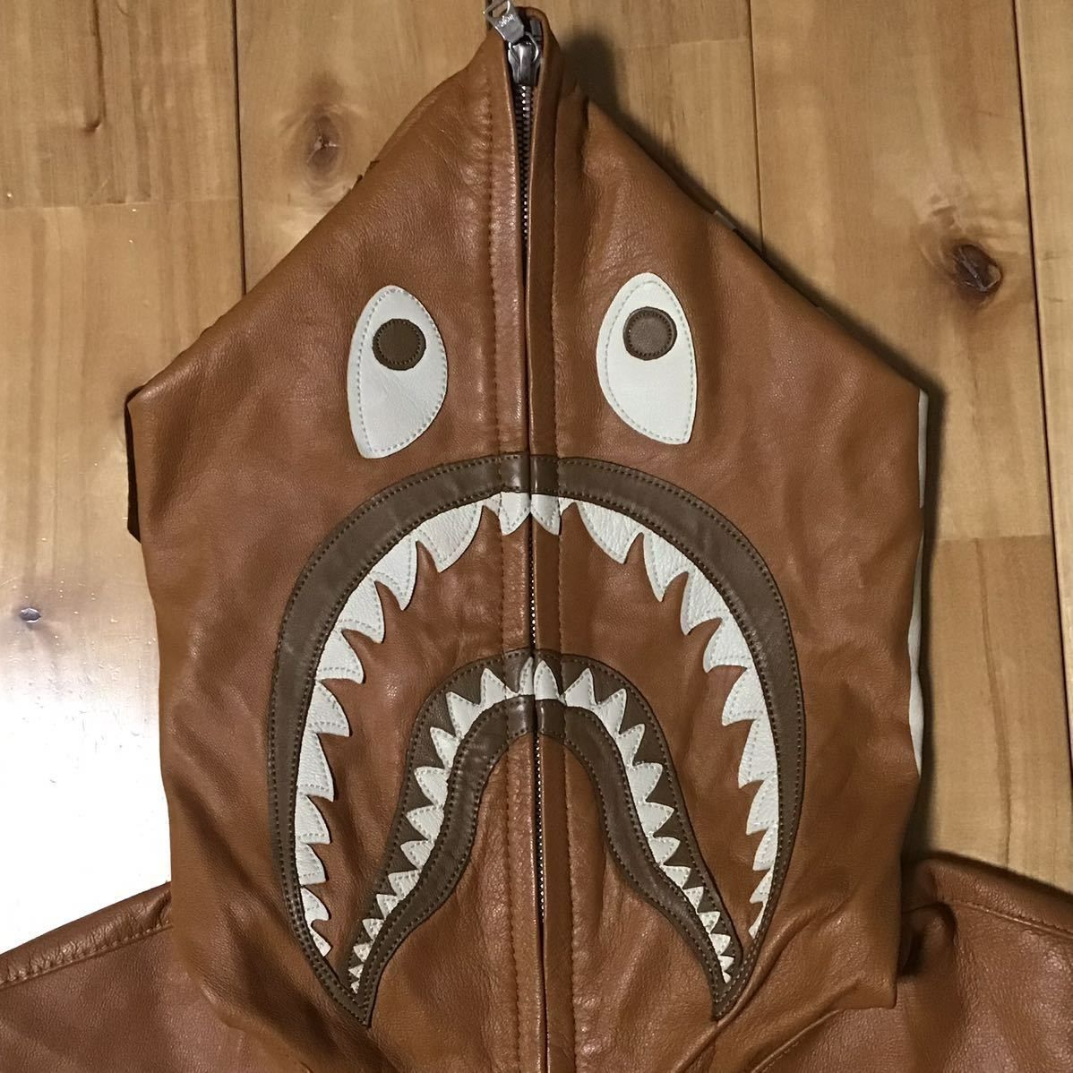 ☆青山限定☆ シープスキン レザー シャーク パーカー Lサイズ a