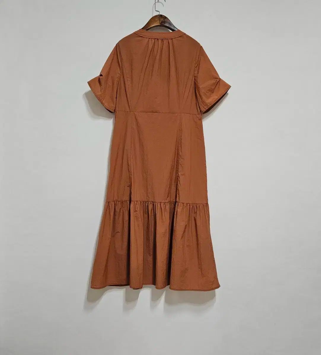 シャカシャカ素材 ロング丈ワンピース