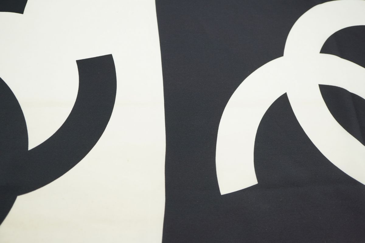 CHANEL シャネル 大判 スカーフ ショール ココマーク 楽天市場】【アパレル】CHANEL シャネル ココマーク ロゴ