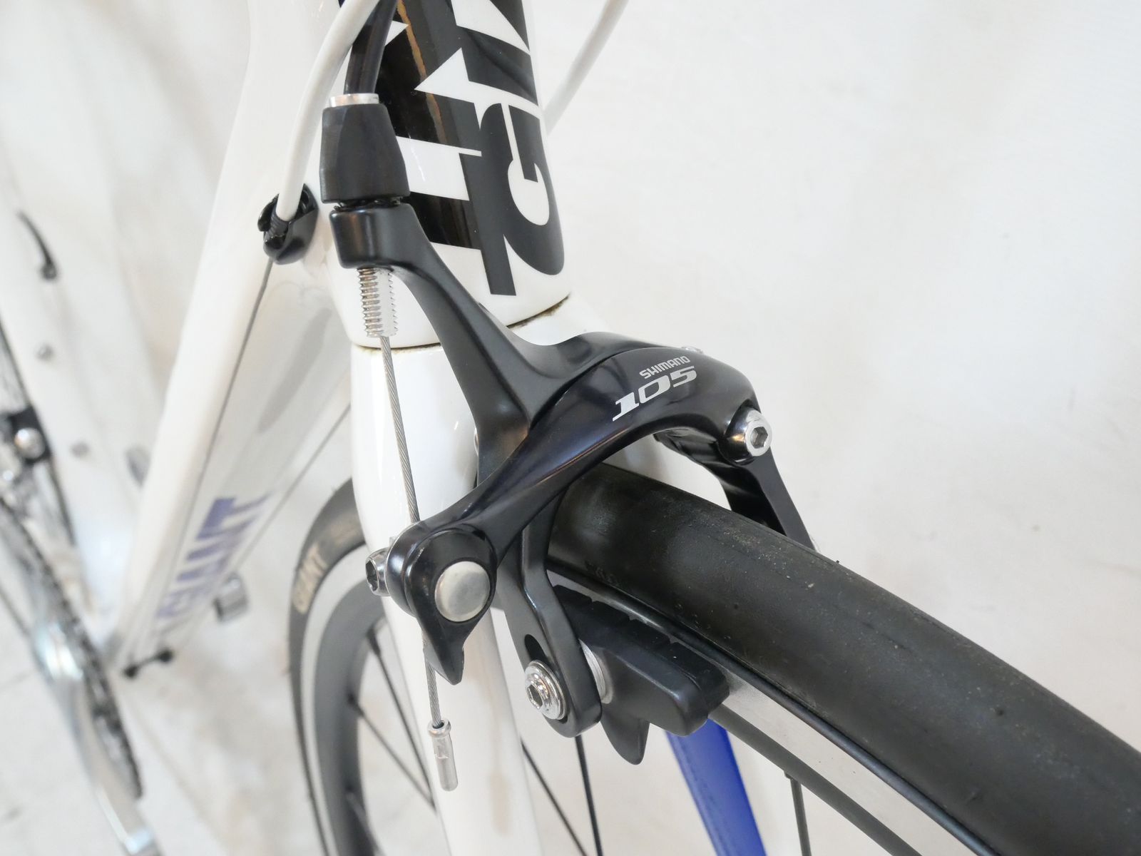 GIANT ジャイアント DEFY COMPOSITE 3 2013年モデル ロードバイク | バイチャリ浦和ベース DECORATOM_COM_BR