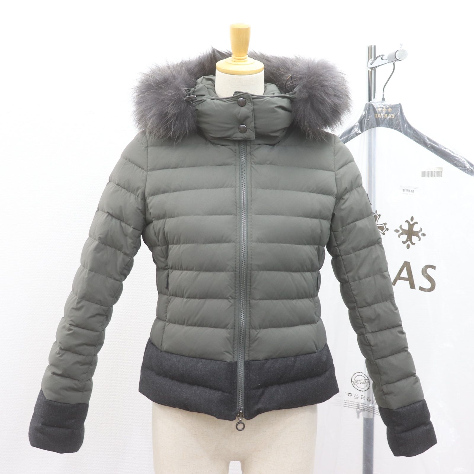 ITLYU7OYSXWG 美品 TATRAS タトラス VARENA ヴァレナ ショートダウン 