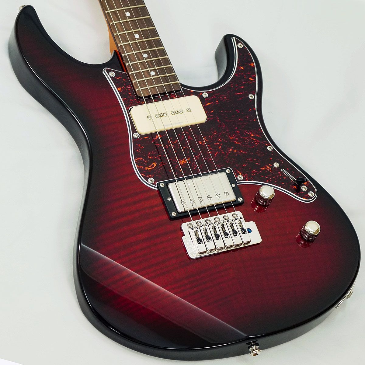 YAMAHA PACIFICA611VFM