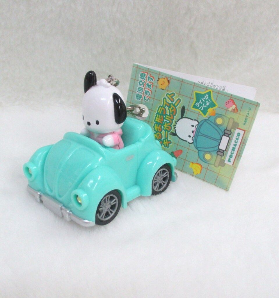 サンリオ くるま型ライトキーホルダー ポチャッコ 2024年 - メルカリ