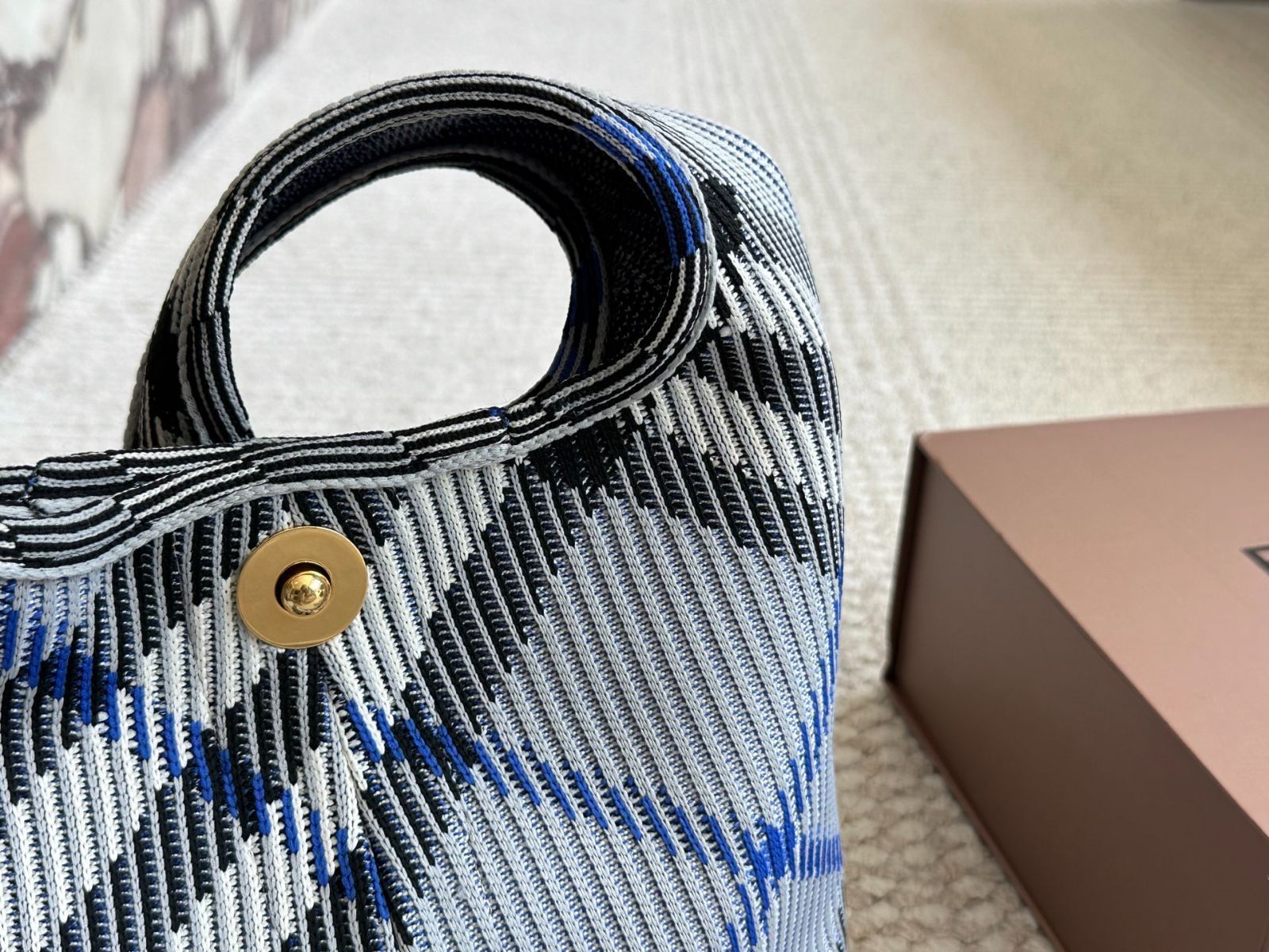 今日 Burberry s Classic Check Shoulder Bag - バーバリーのクラシックチェック肩バッグ