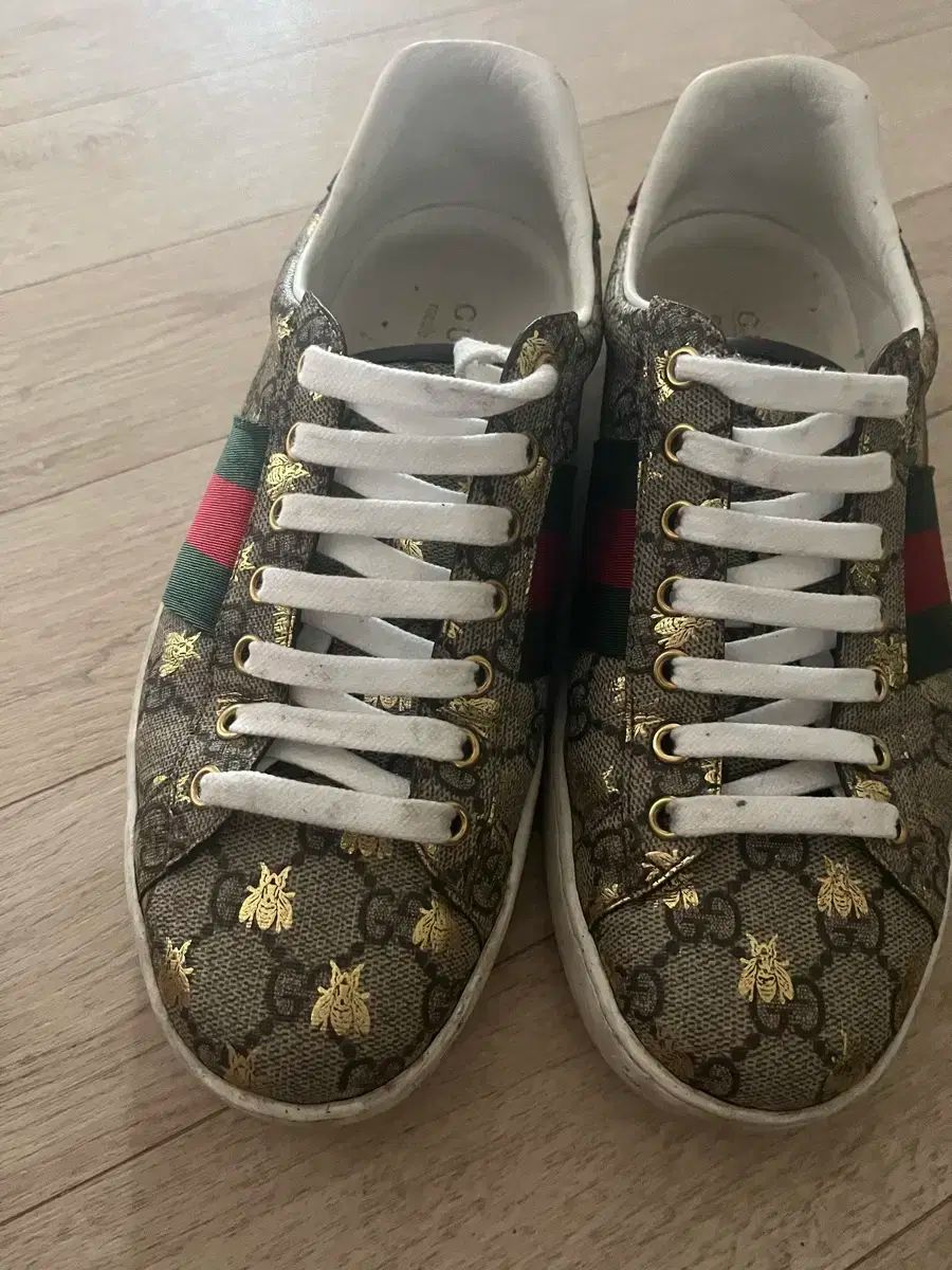 GUCCI グッチ みつばち 最高だ スニーカーズ