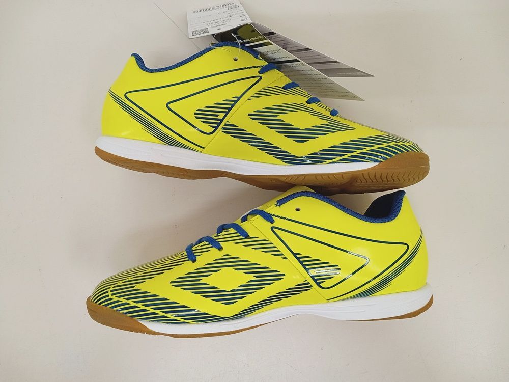 UMBRO アンブロ ジュニア サッカーインドアトレーニングシューズ