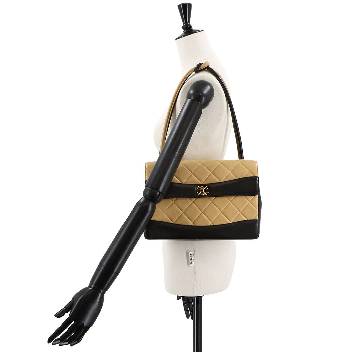 【美品】CHANEL シャネル マトラッセ ショルダーバッグ ヴィンテージ マトラッセ 超美品 シャネル CHANEL ヴィンテージ プッシュロック