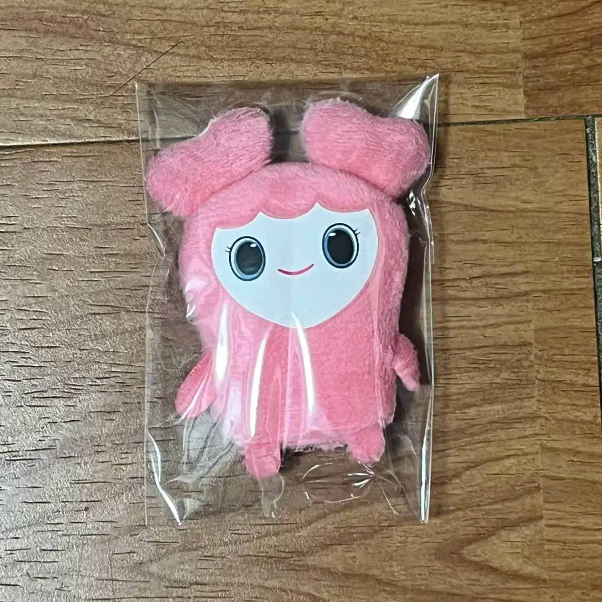 3つセット！TWICEモモぬいぐるみ TWICE モモ ぬいぐるみ TWICE（トゥワイス） モモ ラブリー 指人形