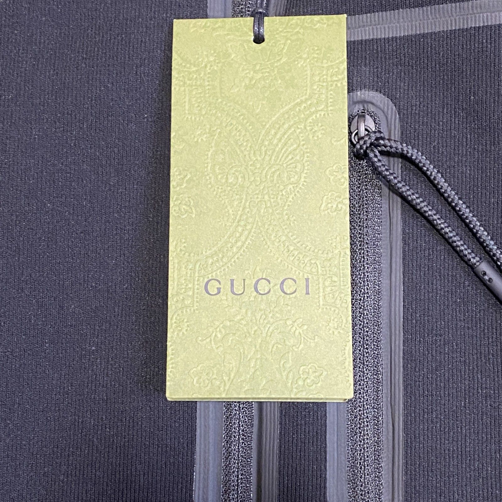 未使用 グッチ GUCCI メンズ 703361 フード付き ジップ 未使用 グッチ GUCCI メンズ 703361 フード付き ジップ
