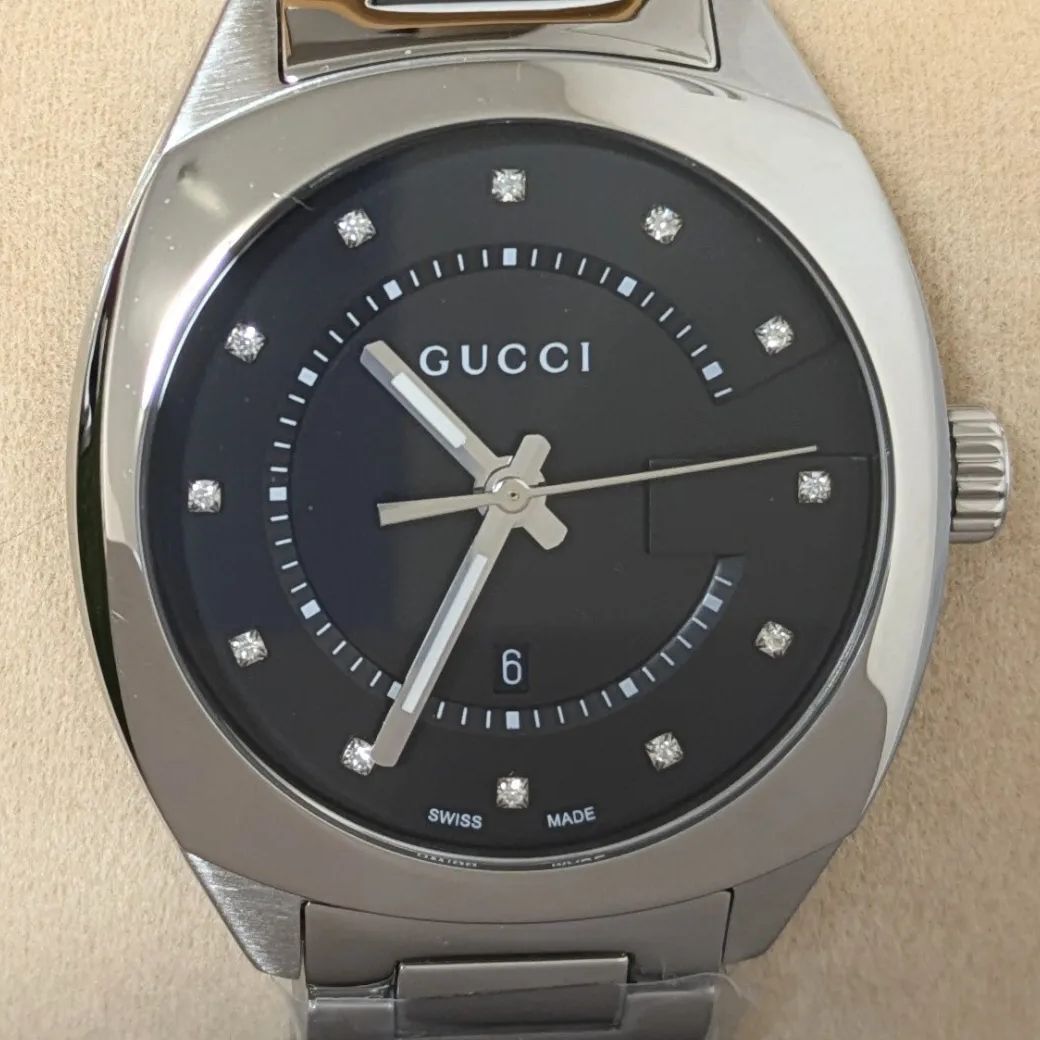 新品未使用 GUCCI グッチ 腕時計 GG2570 ダイヤ YA142404