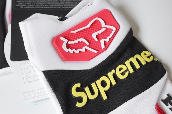 未使用 SUPREME × Fox Racing × HONDA * グローブ レッド S
