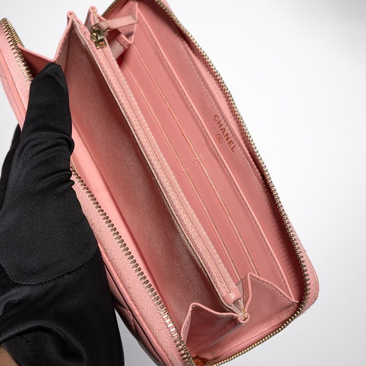 CHANEL シャネル ラムスキン マトラッセ ラウンドジップ 長財布