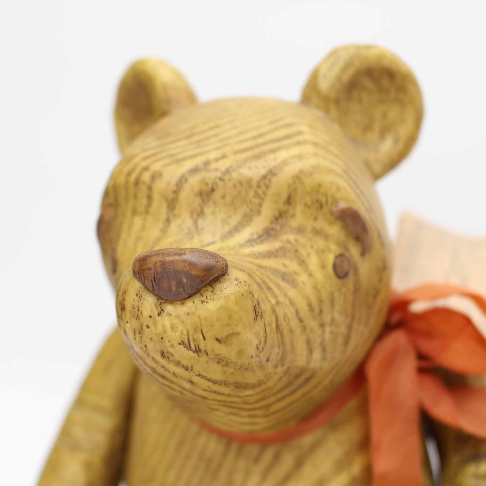 ディズニー　くまのプーさん　木彫り　置物　希少　フィギュア 505)ディズニー くまのプーさん クラッシックプー 木彫り置き物