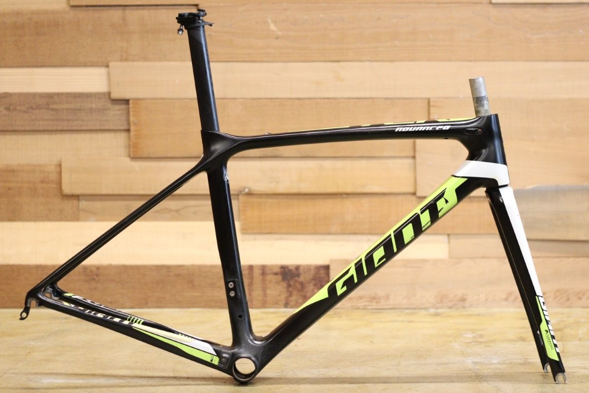 S-WORKS ROMIN EVO MIRROR SADDLE BLK 143(143mm ブラック): サドル