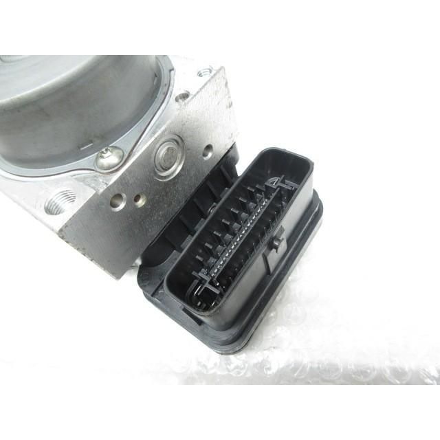 ABSアクチュエーター 47050-47600