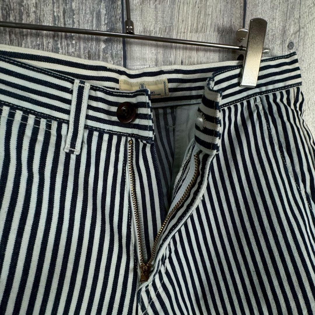 デニムショーツ