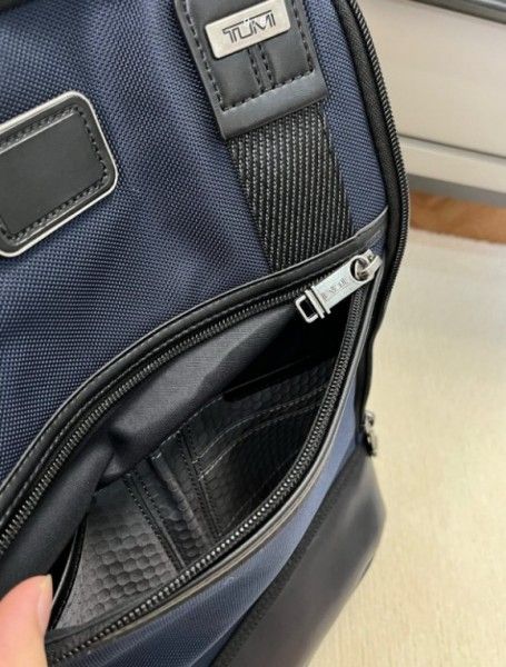 コンピューターバックパック
