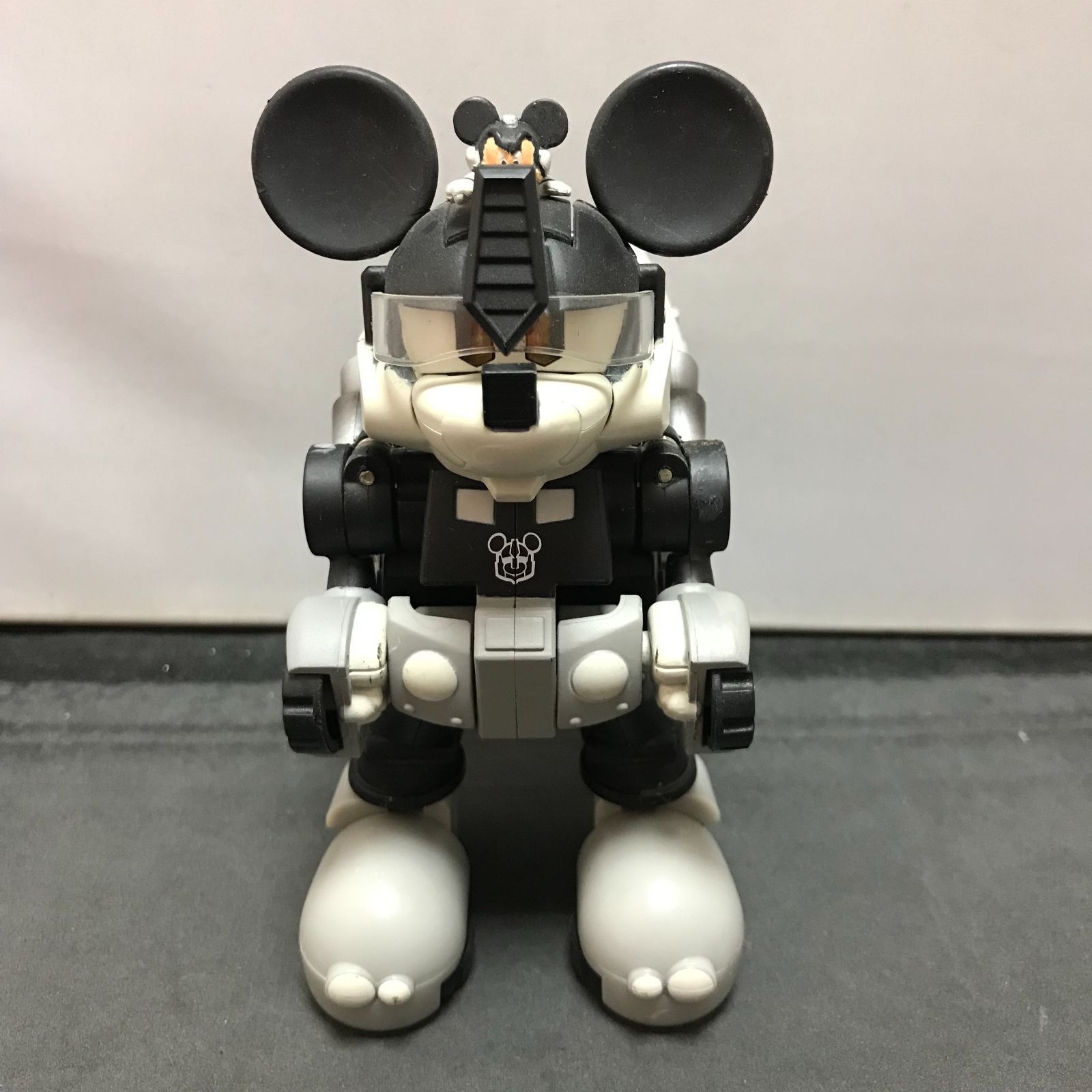 3323　DISNEY LABELトランスフォーマー　ディズニーレーベル　ミッキーマウストレーラーモノクローム