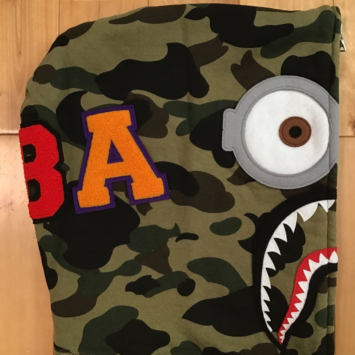 ミニオン シャーク パーカー Lサイズ a bathing ape BAPE camo MINIONS