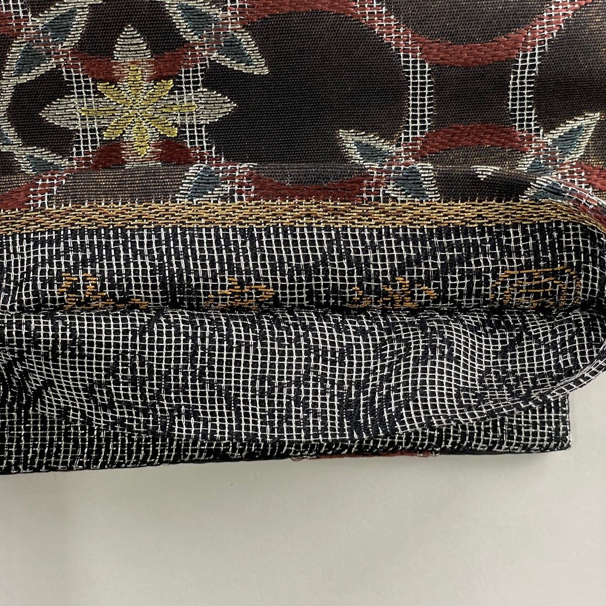 袋帯 逸品 紋屋井関 落款 御寮織 花 丸文 金銀糸 箔 焦茶色 六通