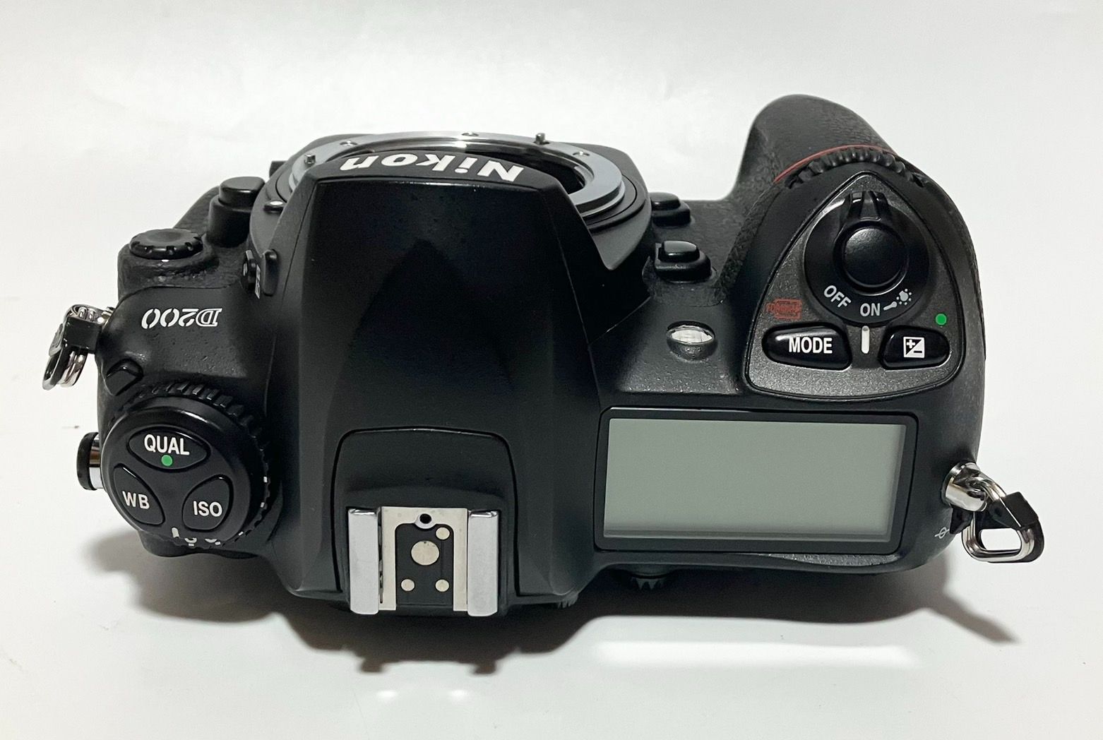 17390ショット！美品 ☆ Nikon D200 ボディ - メルカリ