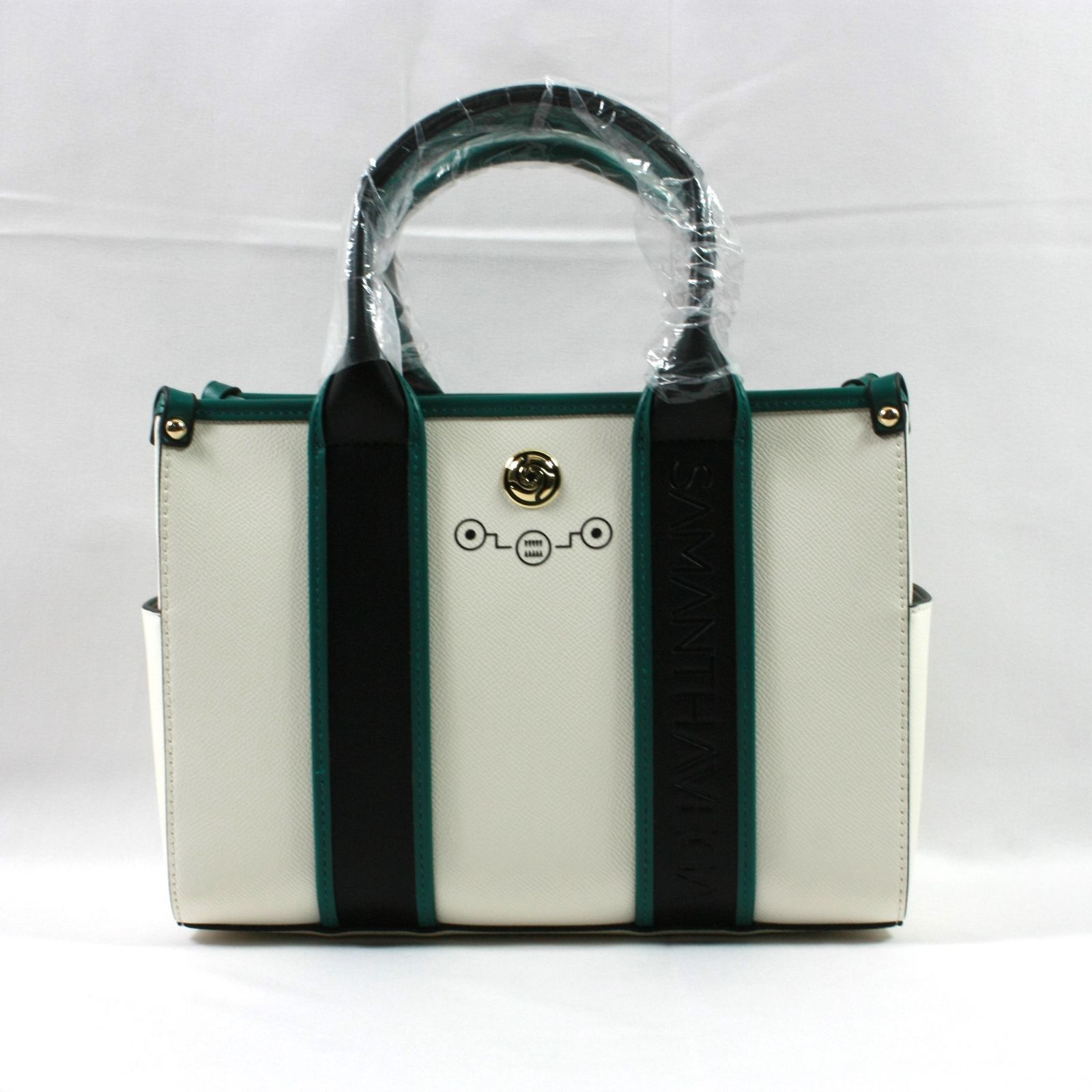 楽天市場】『呪術廻戦』コレクション「パンダ」コラボショルダーバッグ