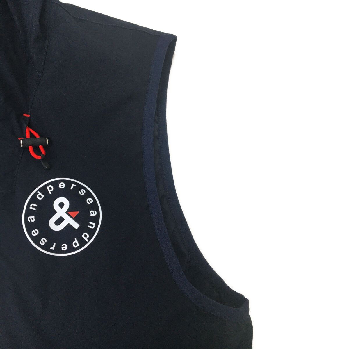 人気 【新品タグ付き!】アンパスィ｜メンズ｜Mサイズ｜ニットベスト