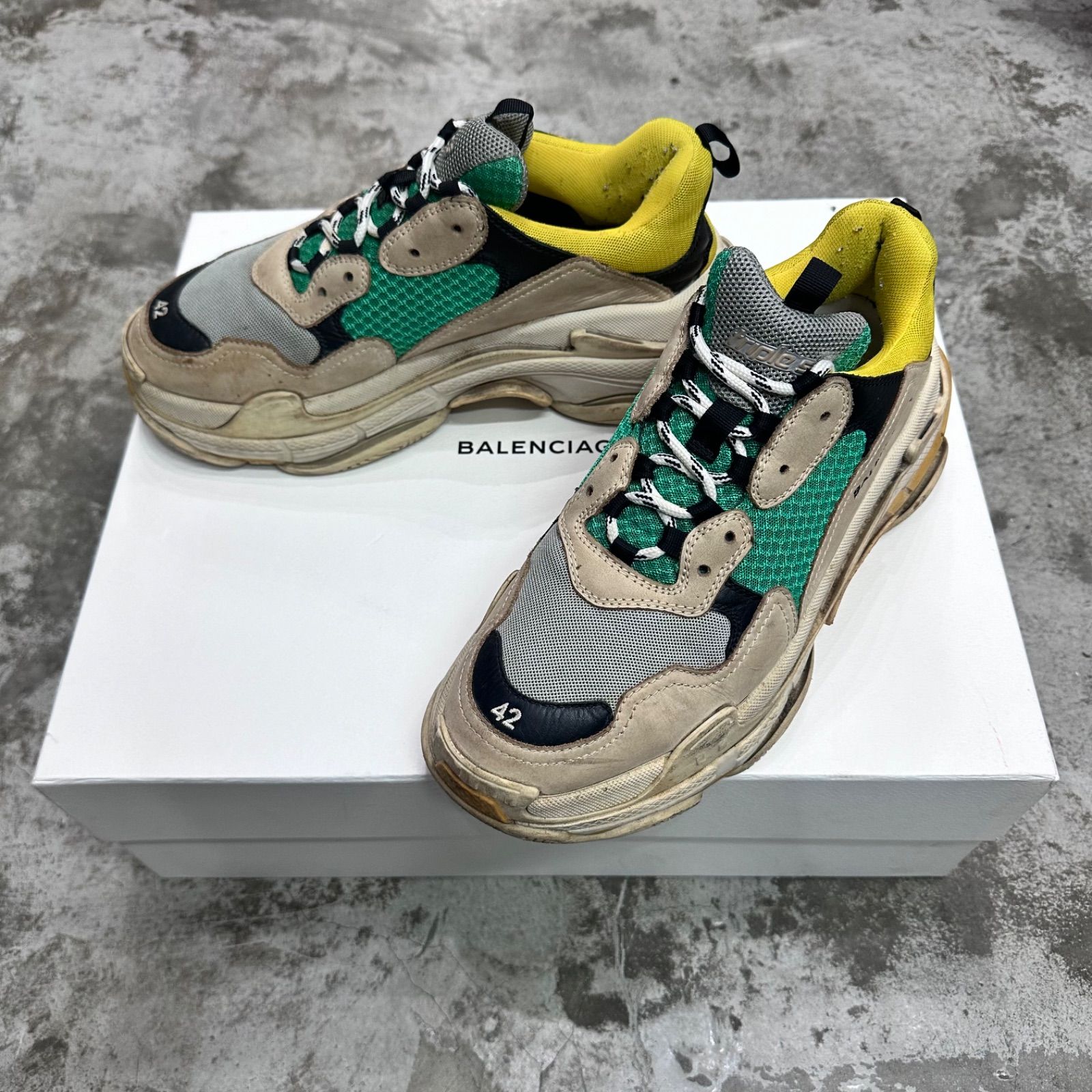 BALENCIAGA Triple S トリプルS ダット スニーカー バレンシアガ