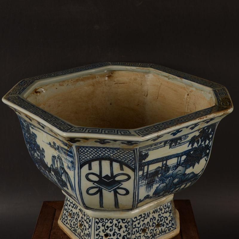 八方青花亭台楼高足鉢 景徳鎮 陶磁器 装飾品 現代工芸品 美術品 置物 青花開窓庭楼四方高脚鉢 陶磁器 装飾品 現代工芸品美術品 置物