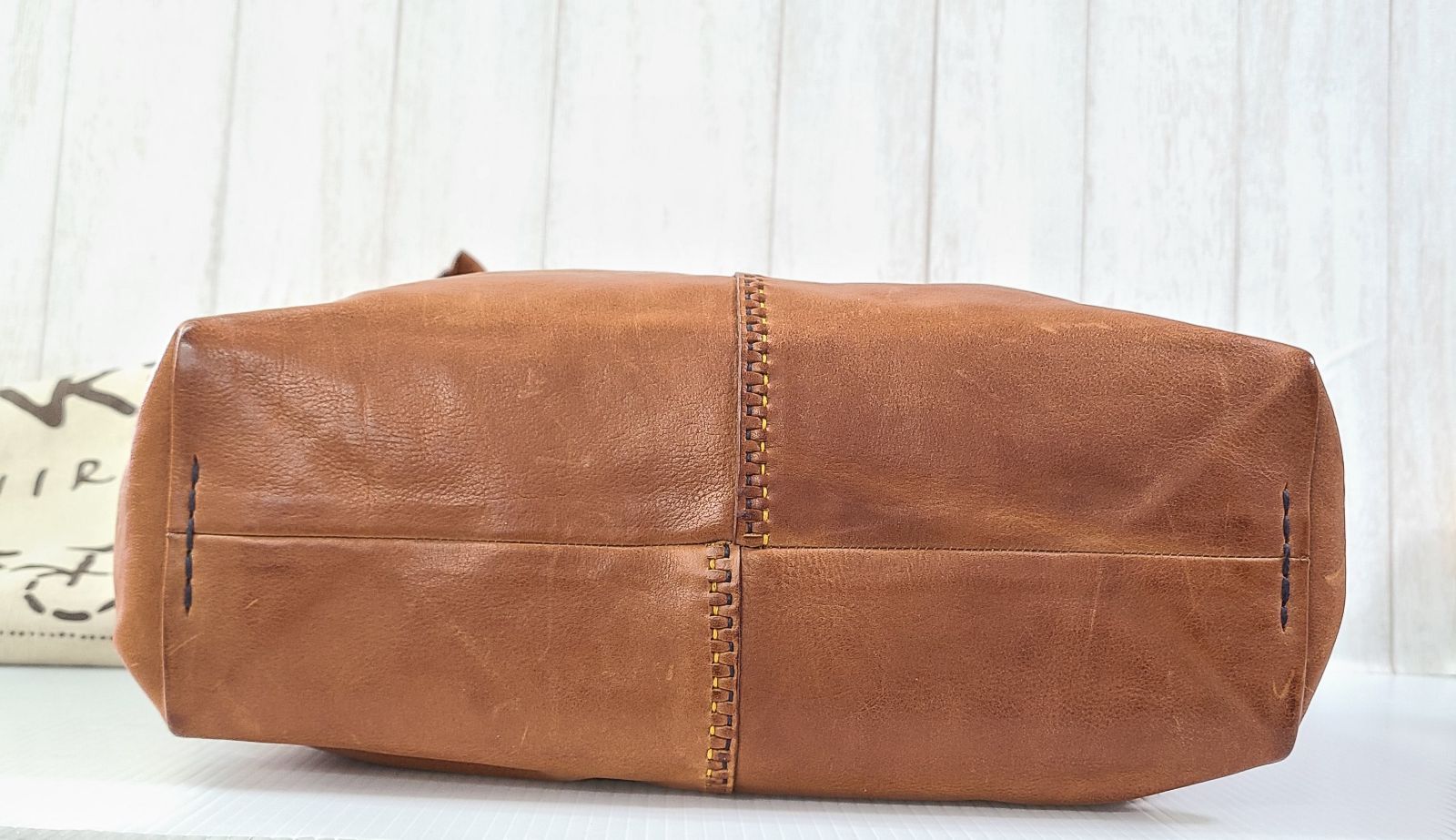 240　　　　　　　　　　　　　　　　　　　　　　【美品】アンリークイール HENRY CUIR アンリークイール レザー ショルダーバッグ ブラウン
