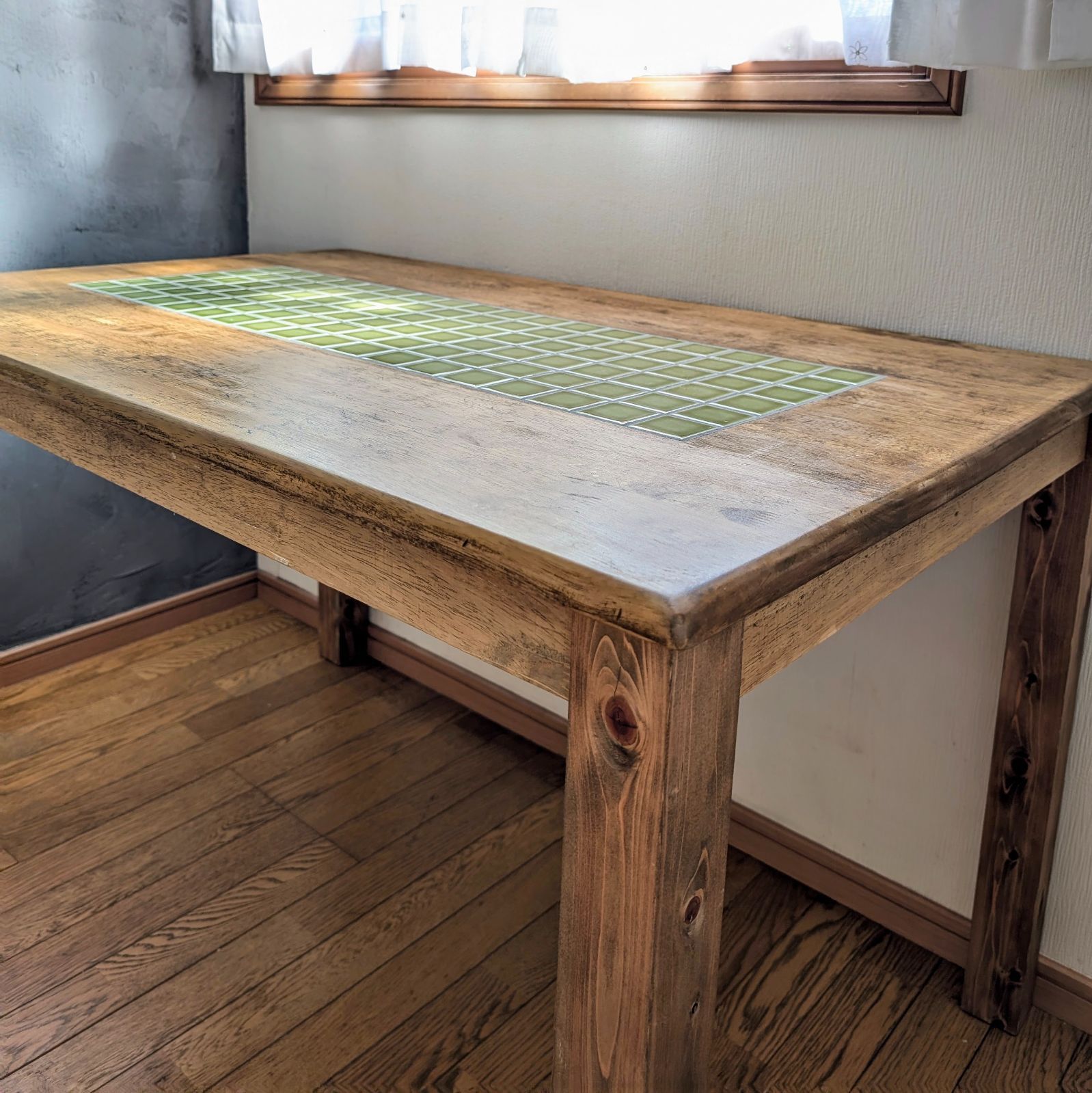 Akidai様】ダイニングテーブル タイルテーブル