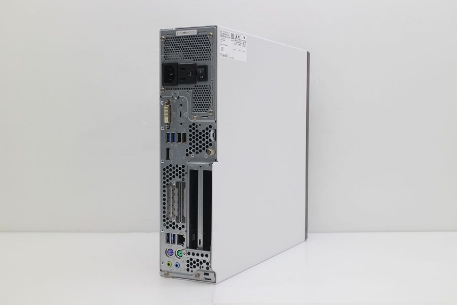 富士通 ESPRIMO D588/VX Core i3 8100 3.6GHz/8GB/128GB(SSD)+