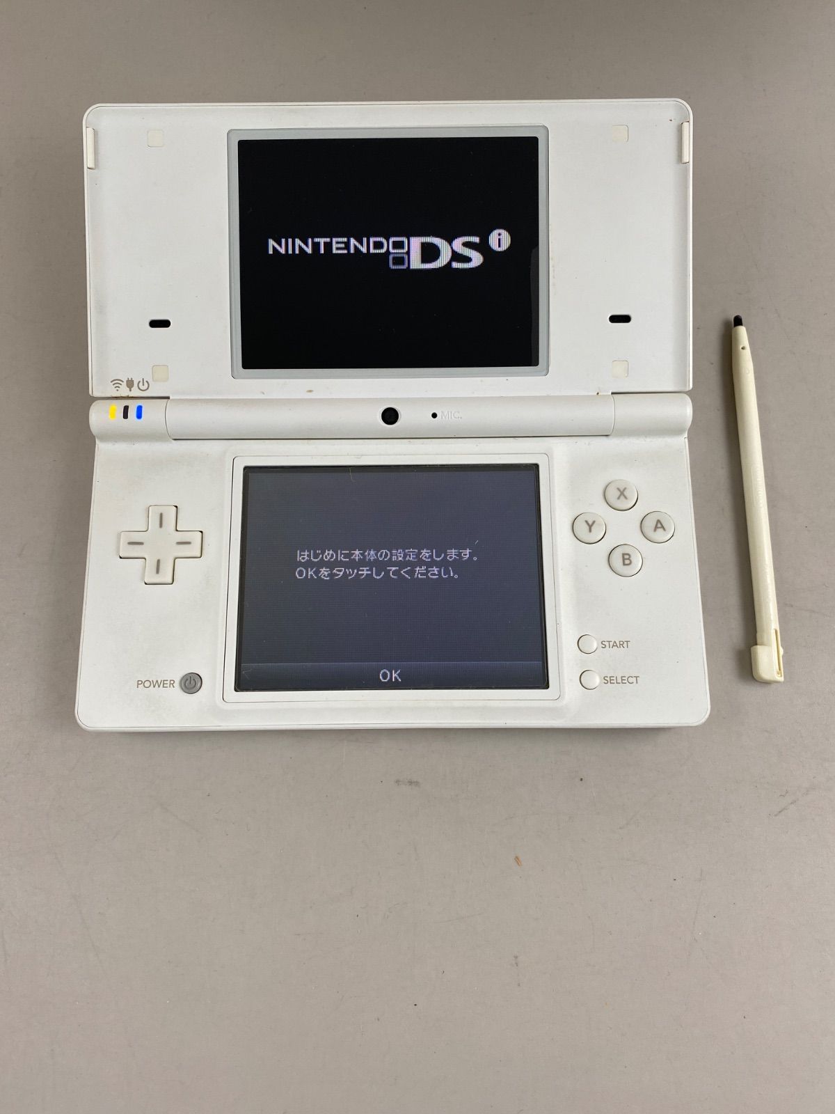 任天堂 DSi ニンテンドーDSi 本体 タッチペン付 選べる6色 中古