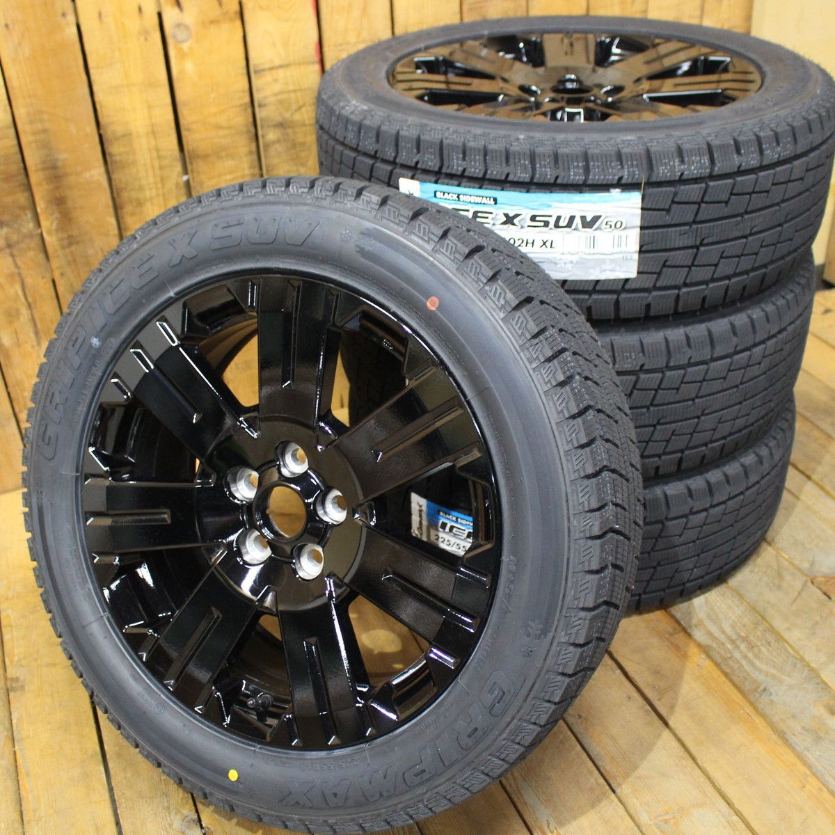 MITSUBISHI デリカD5 シャモニー 純正 18インチ ブラック 2025年製造