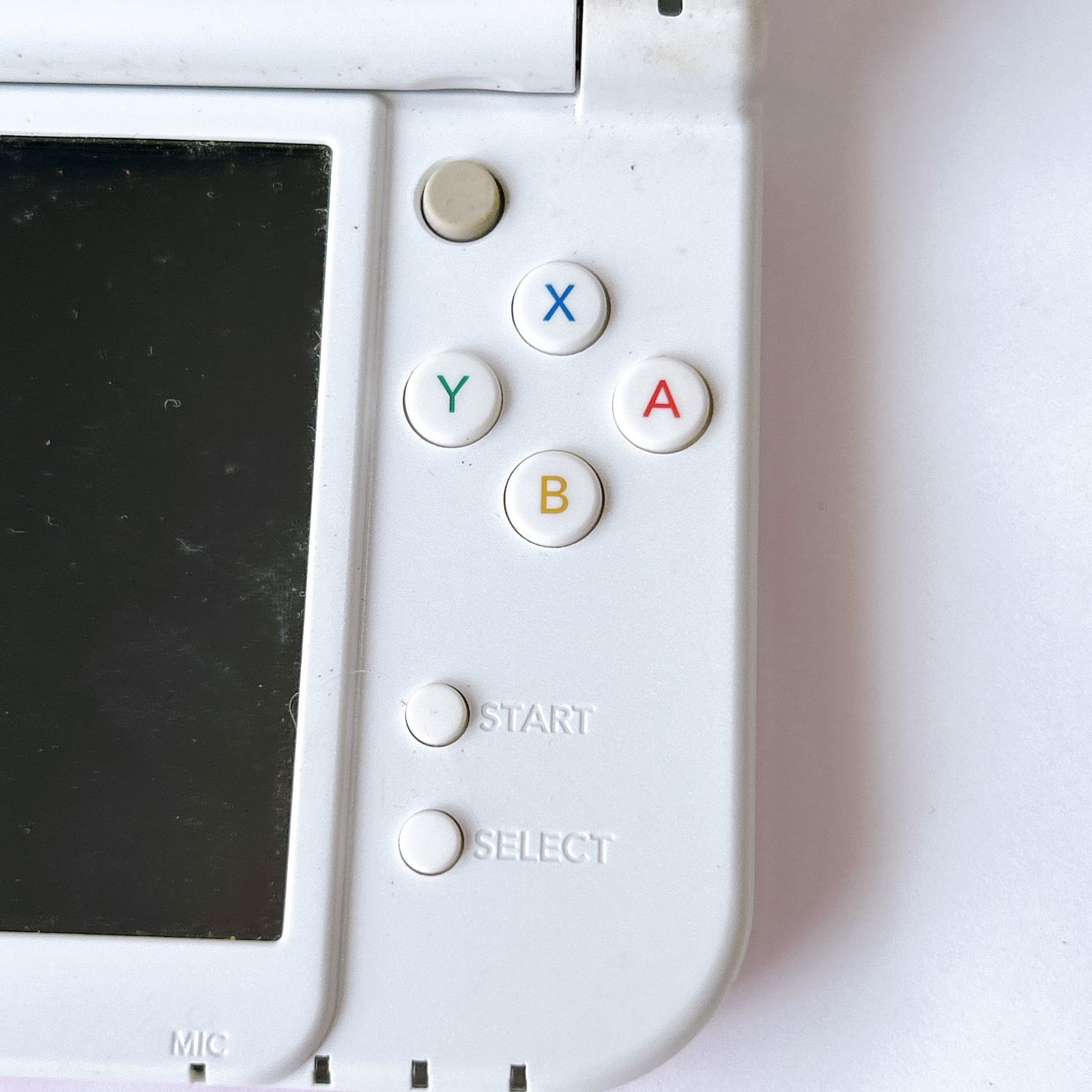 任天堂 NEW 3DSLL ピンク ホワイト 初期化済み 動作確認済み