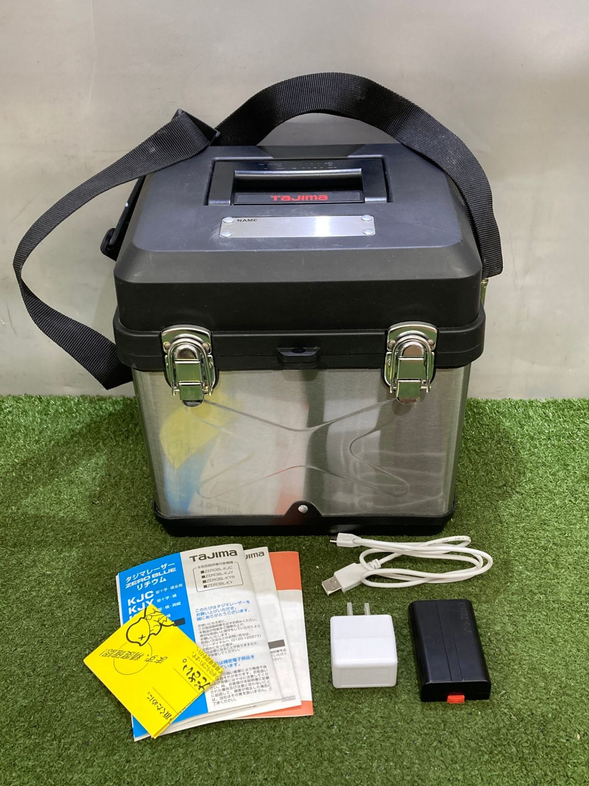 ブルーグリーンレーザー墨出し器