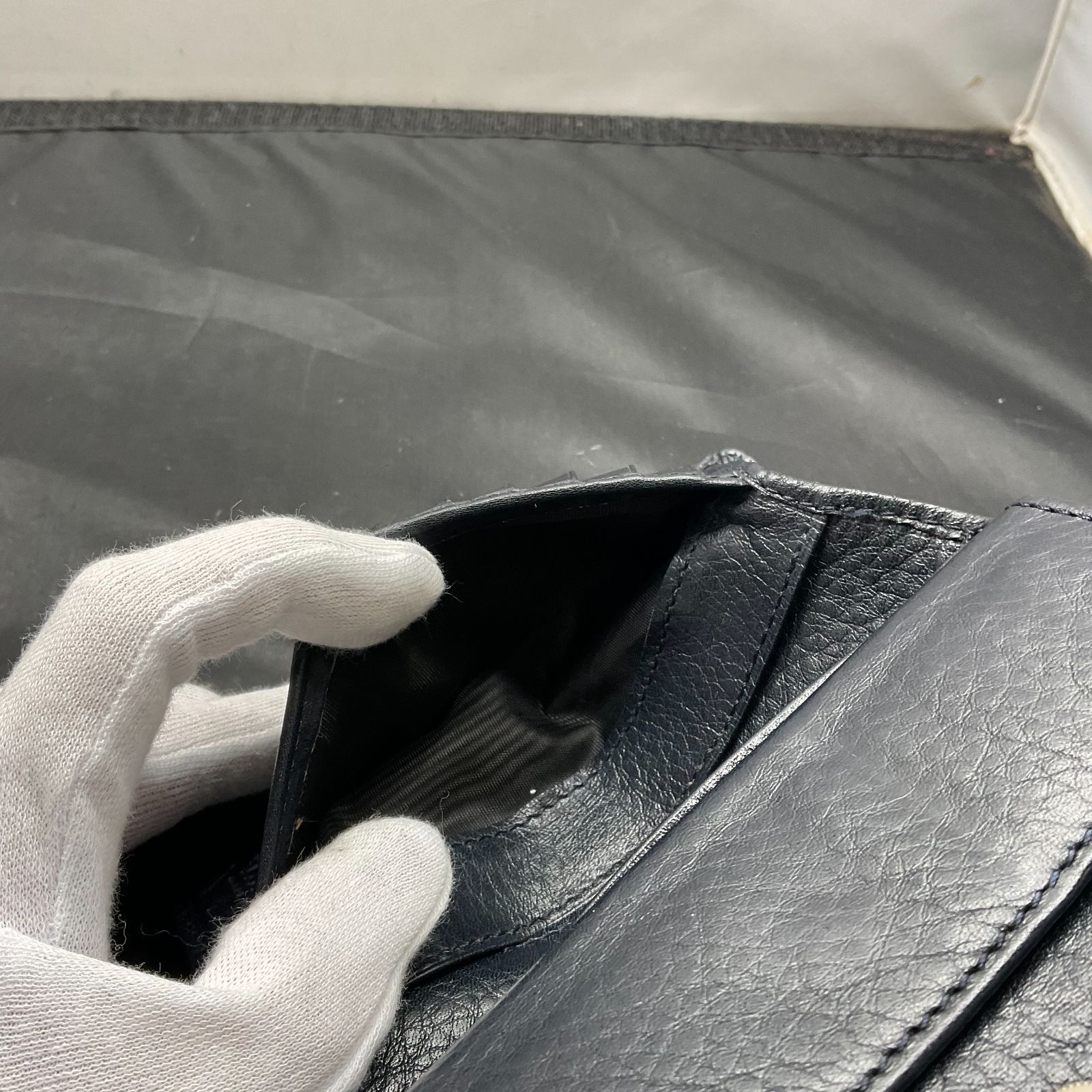 ヒロフ レザー財布