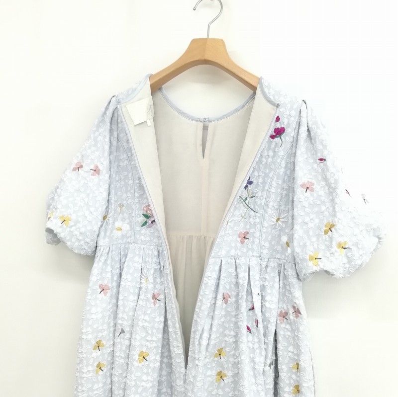 23SS✨美品 Chesty チェスティ ジャガード刺繍パフスリーブワンピース 23SS✨美品 Chesty チェスティ ジャガード刺繍パフスリーブ
