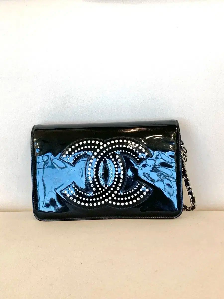 ☀ Chanel シャネル パテントレザー ミニ クロスバッグ 13 ブンダエ