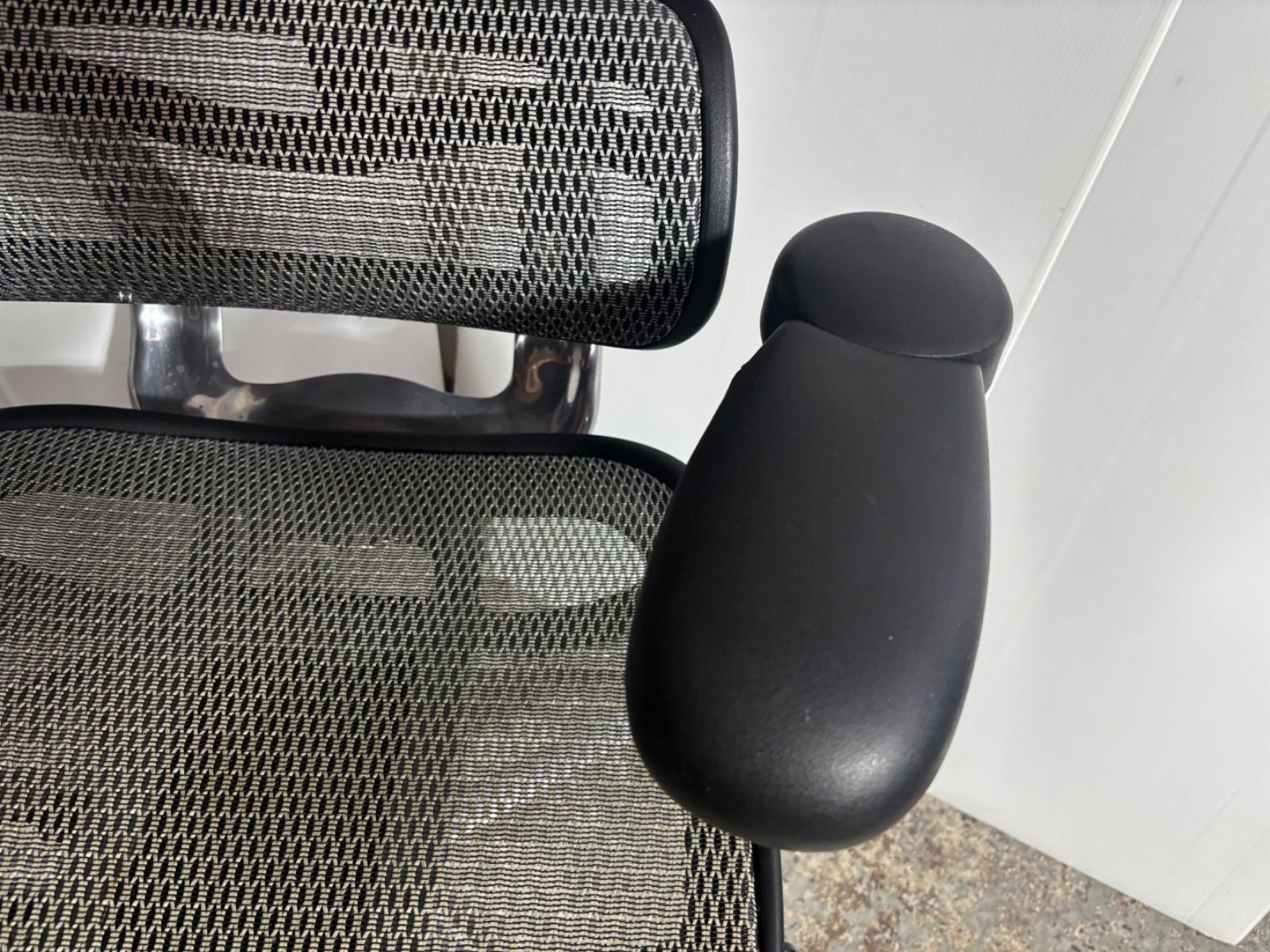 Ergohuman エルゴヒューマン JOIFA 802 リクライニングチェア Ergohuman エルゴヒューマン JOIFA 802 リクライニングチェア