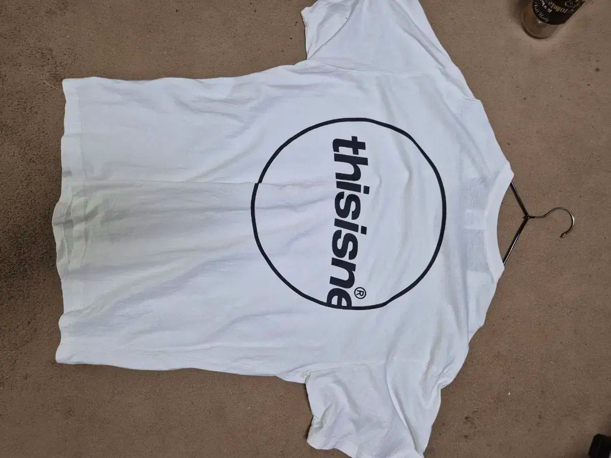 【雷市場（ポンジャン）商品韓国直送】thisisneverthat(ディスイズネバーザット ネバザ) 半袖Tシャツ xl